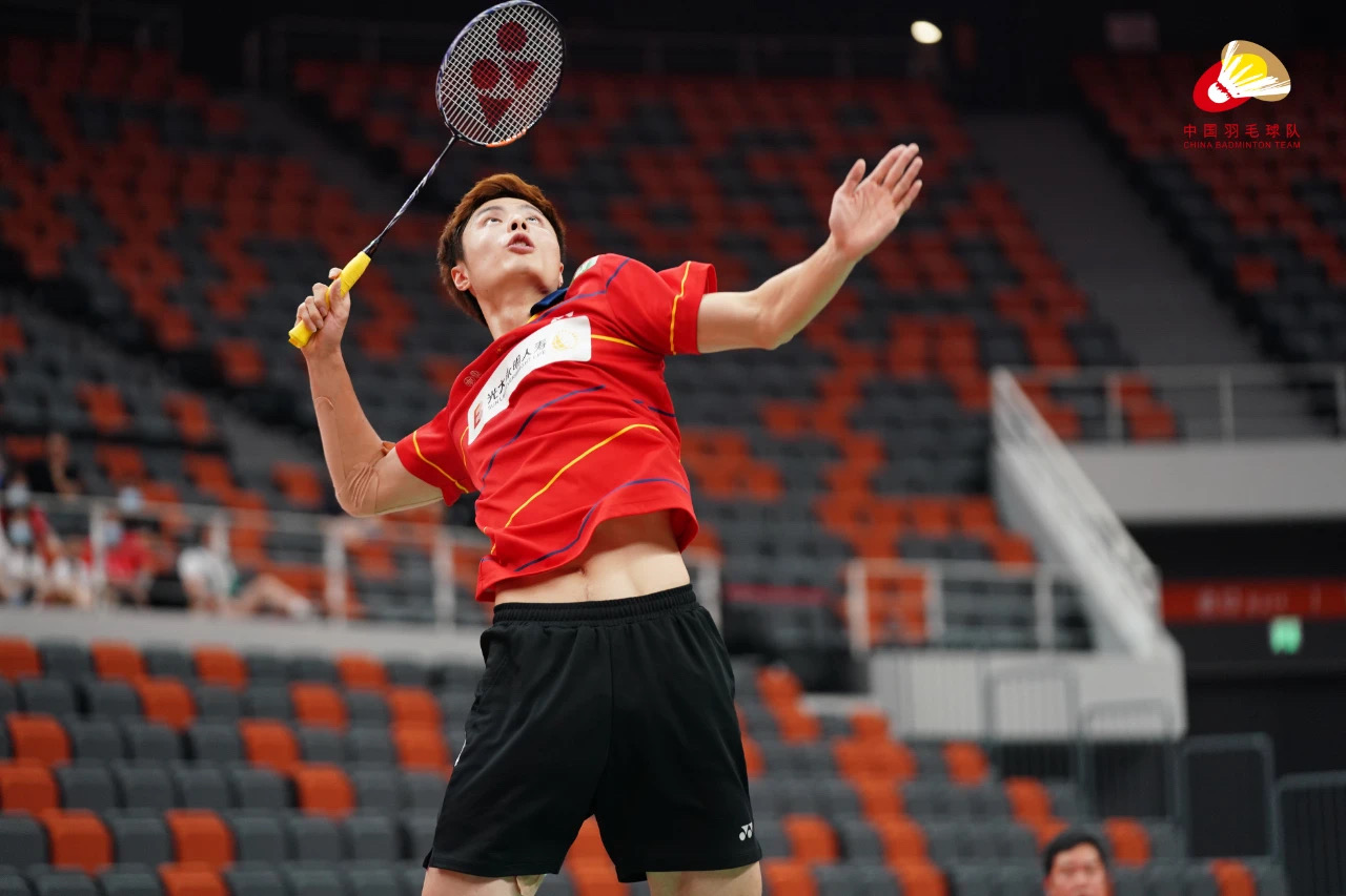 兰特一步的 兰特一步的